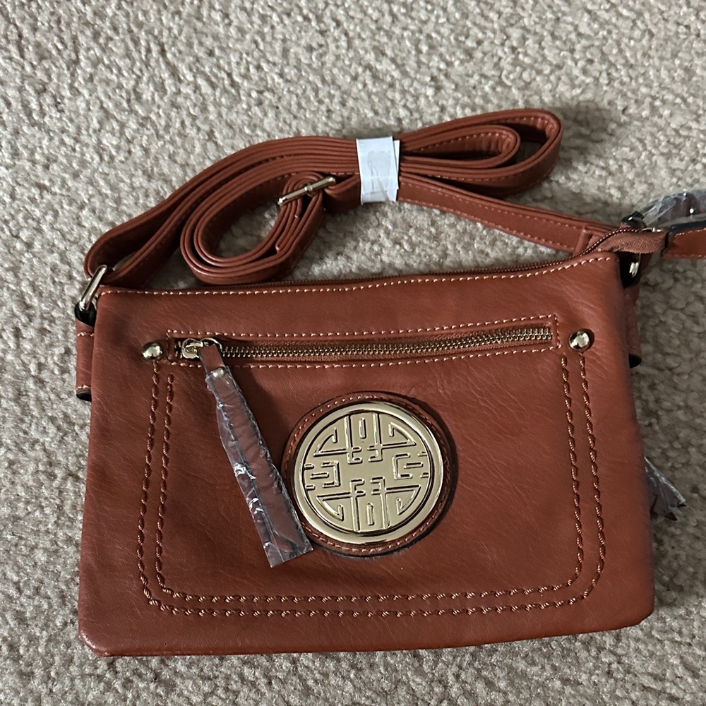 Women's Crossbody Bag in Cognac Brown size 10* 7*